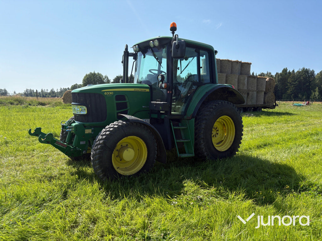 John Deere 6330