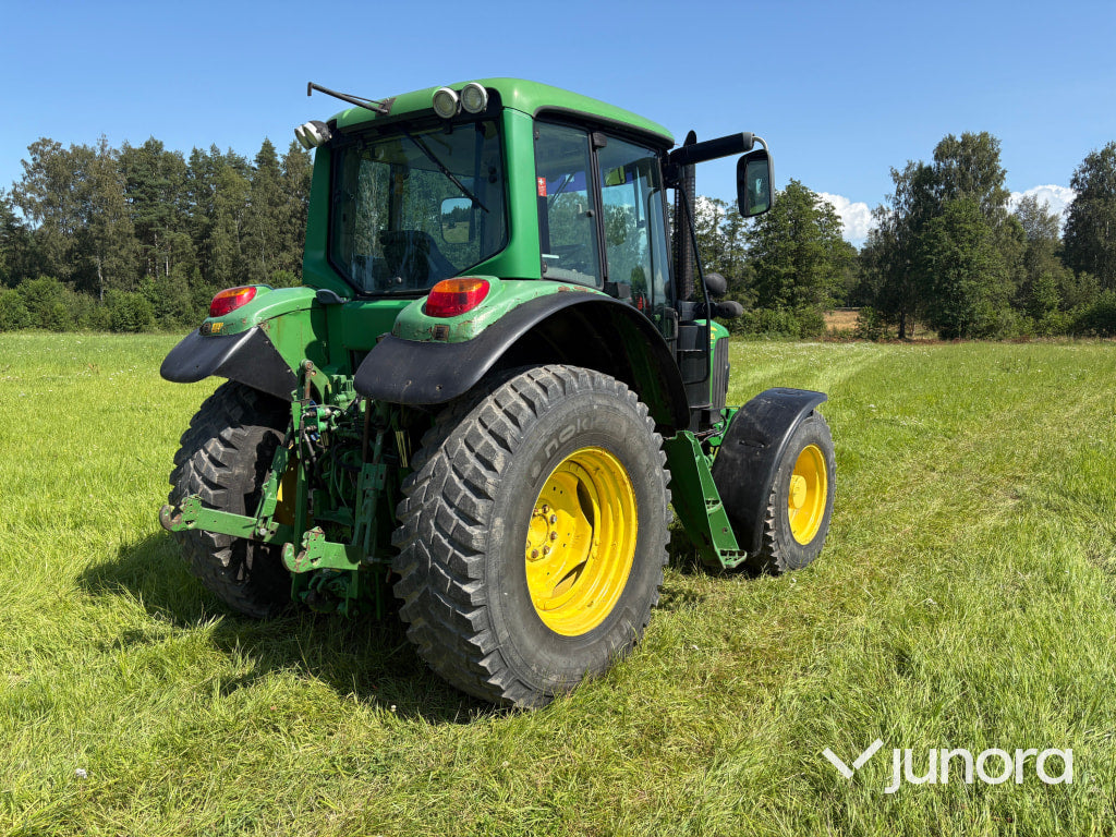 John Deere 6330