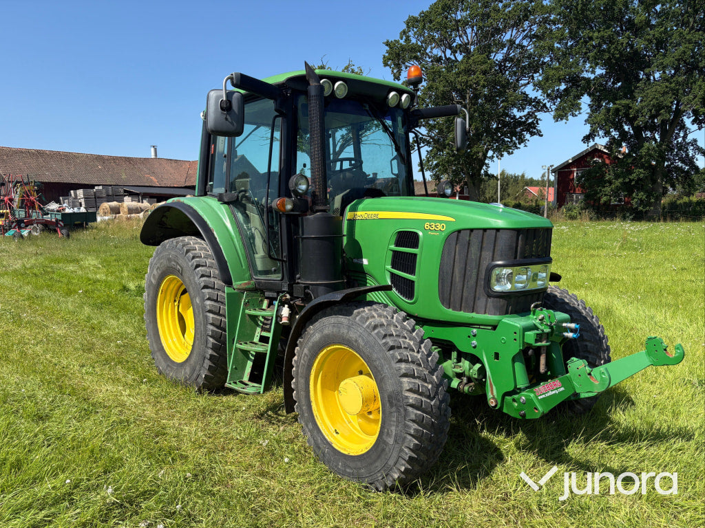 John Deere 6330
