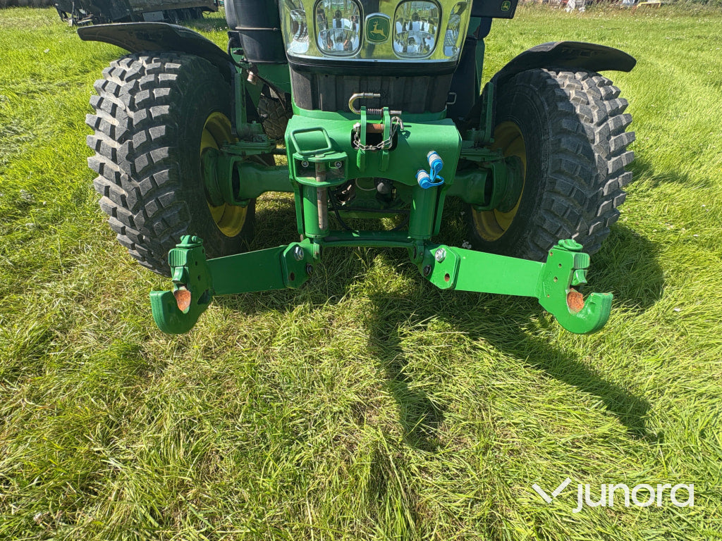 John Deere 6330
