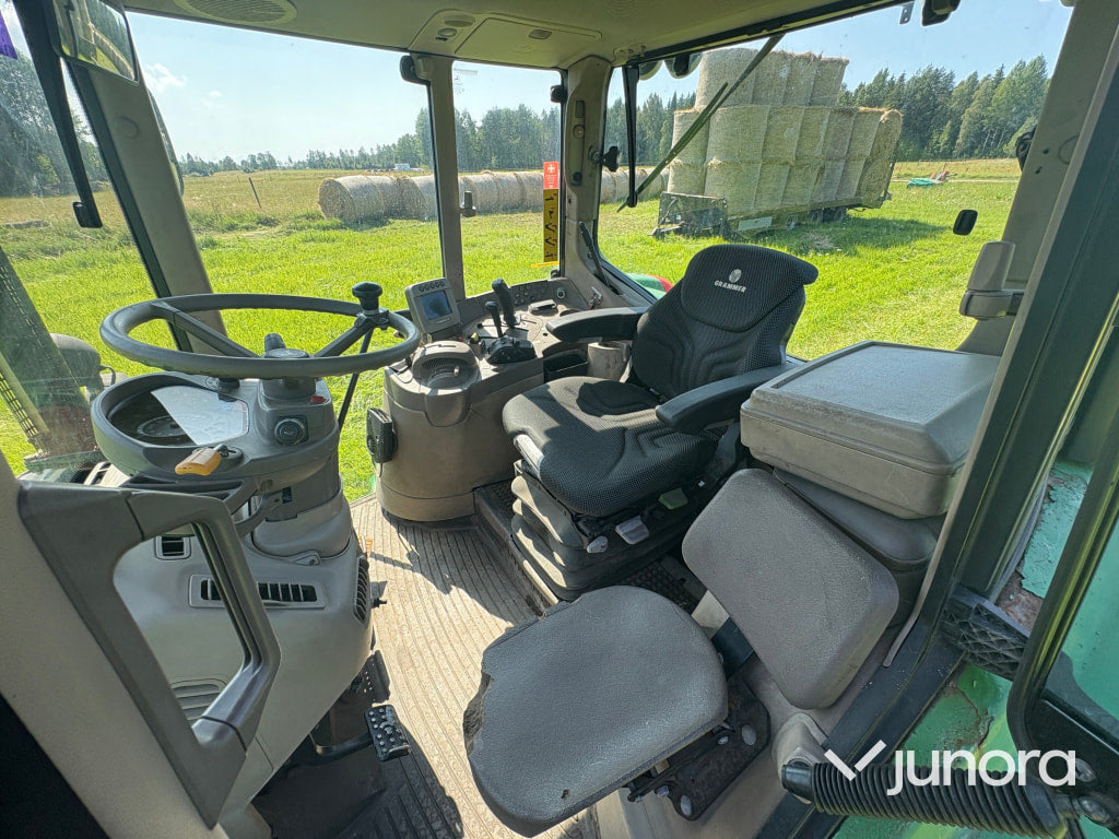 John Deere 6330