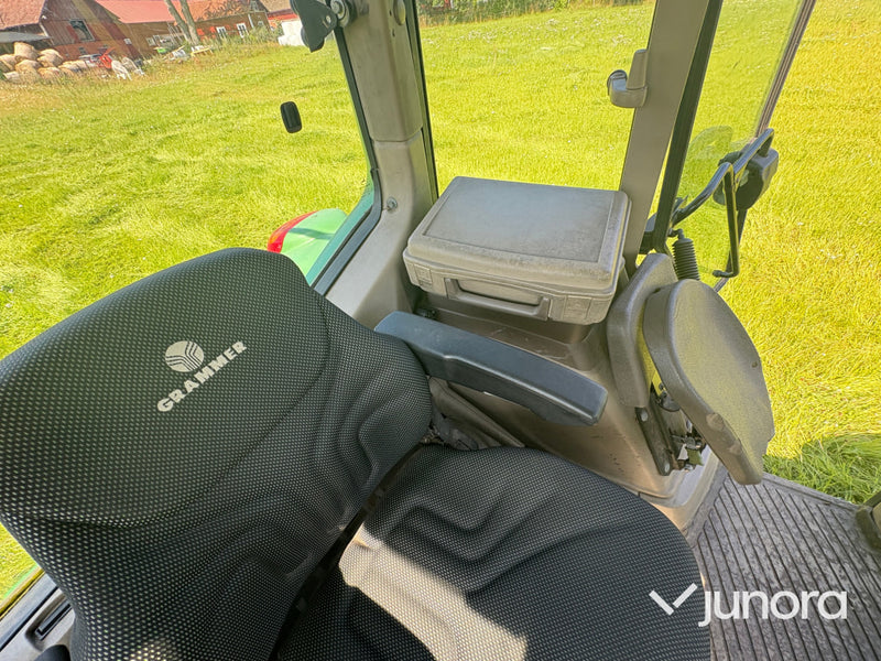 John Deere 6330