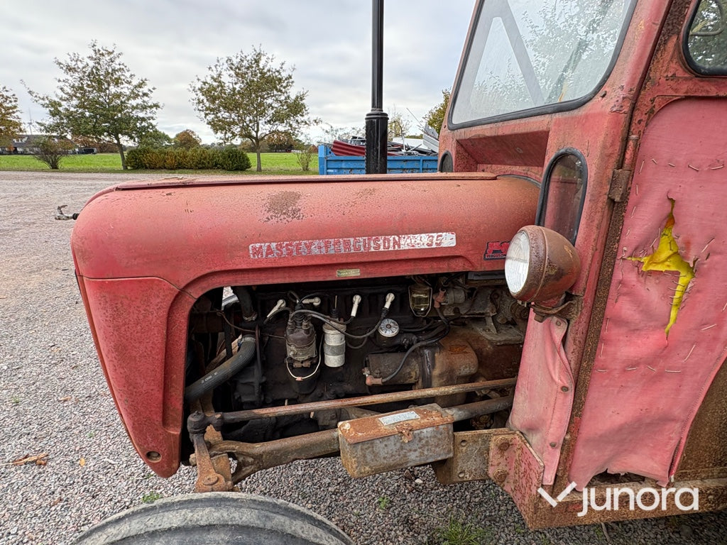 Traktor - Massey Ferguson 35