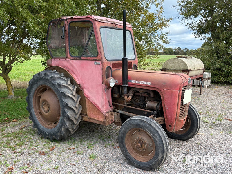 Traktor - Massey Ferguson 35