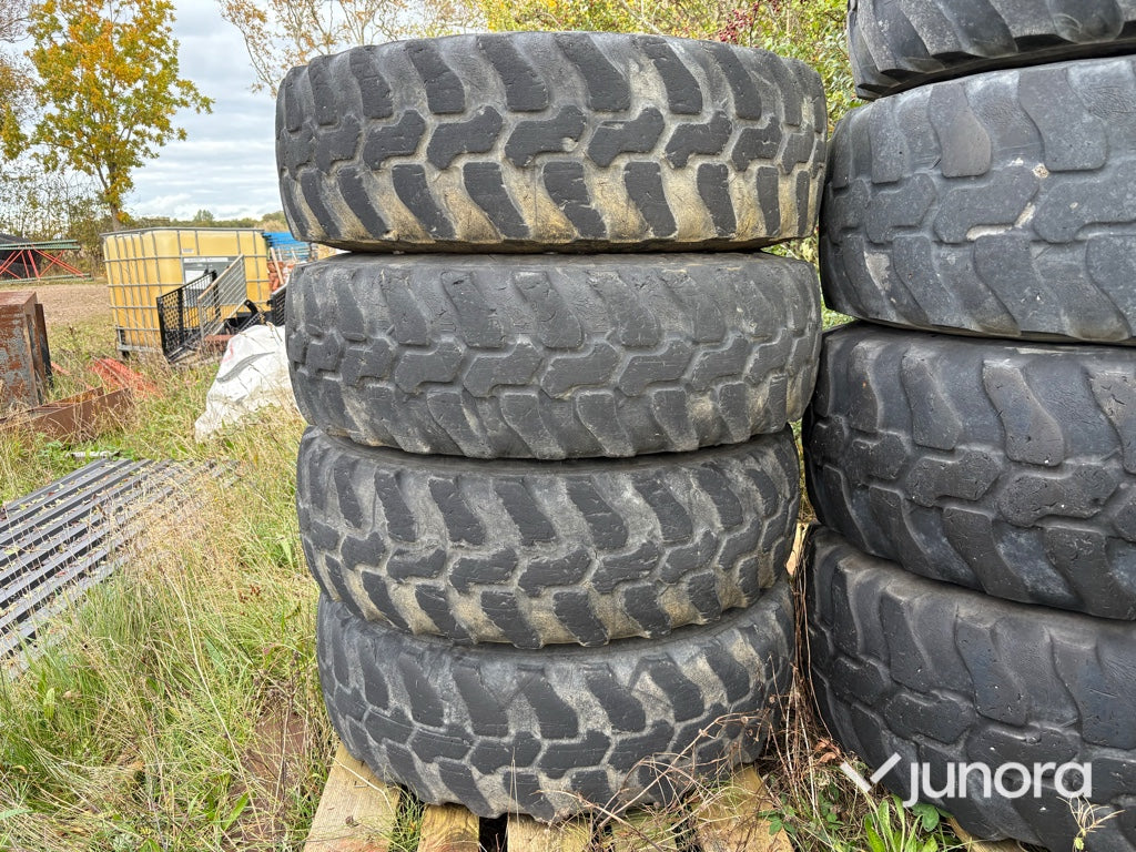 Däck + Fälg - Dunlop 335/80 R20, Till hjullastare