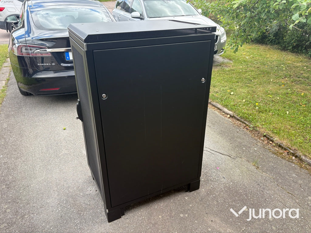 Ferroamp Energy Hub XL Cabinet 24U