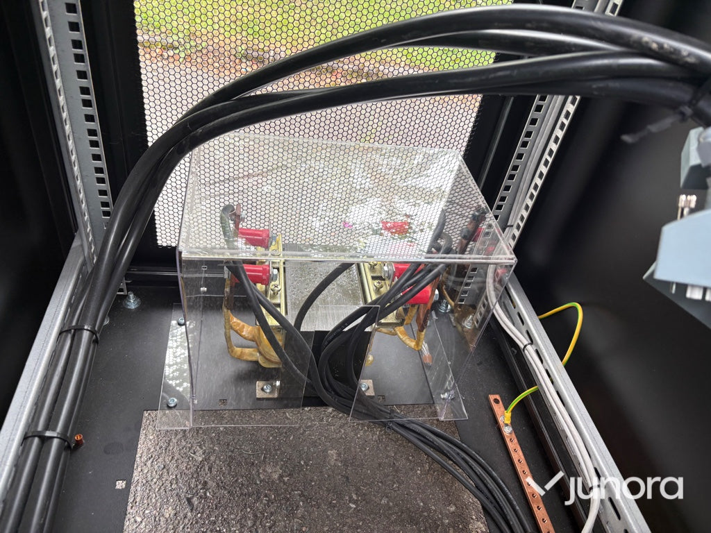 Ferroamp Energy Hub XL Cabinet 24U