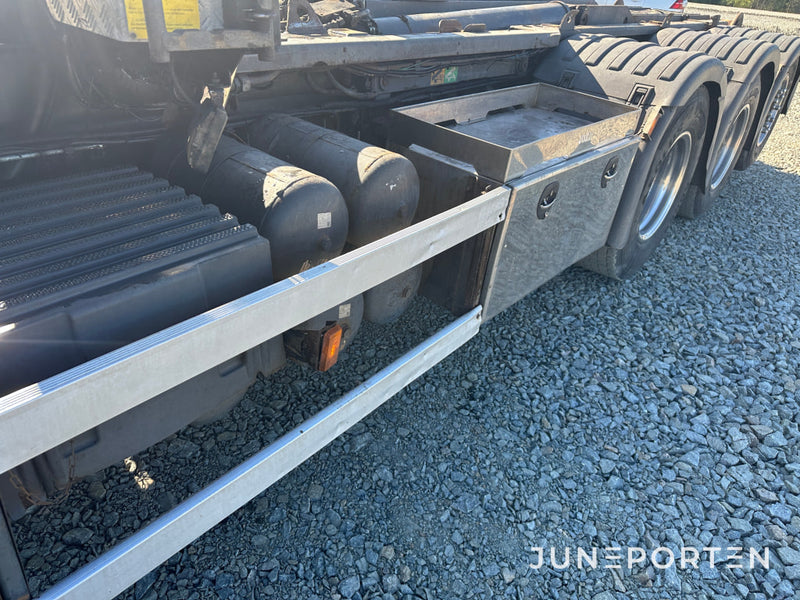 SCANIA R480LB8X4*4HSA Lastväxlare