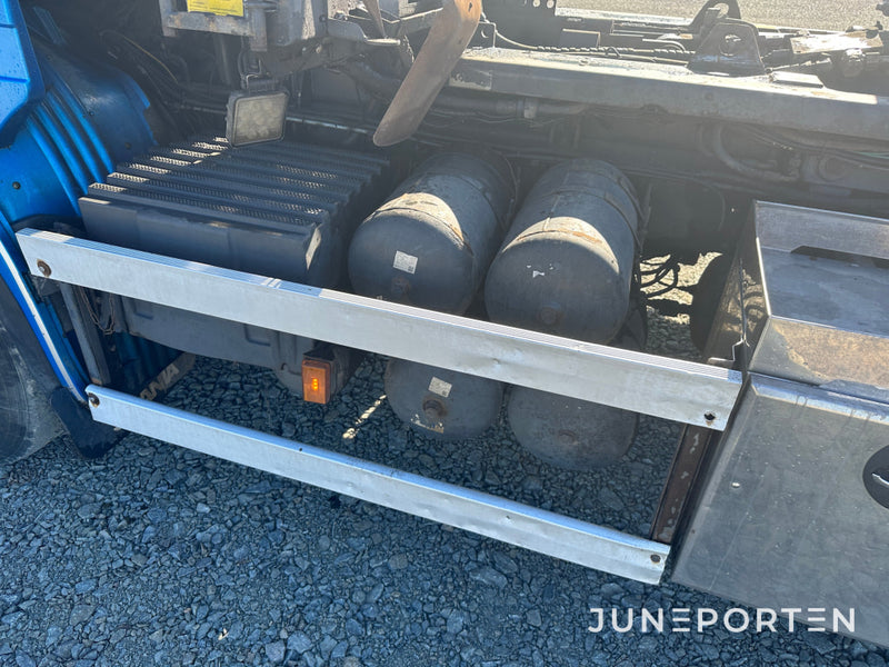 SCANIA R480LB8X4*4HSA Lastväxlare