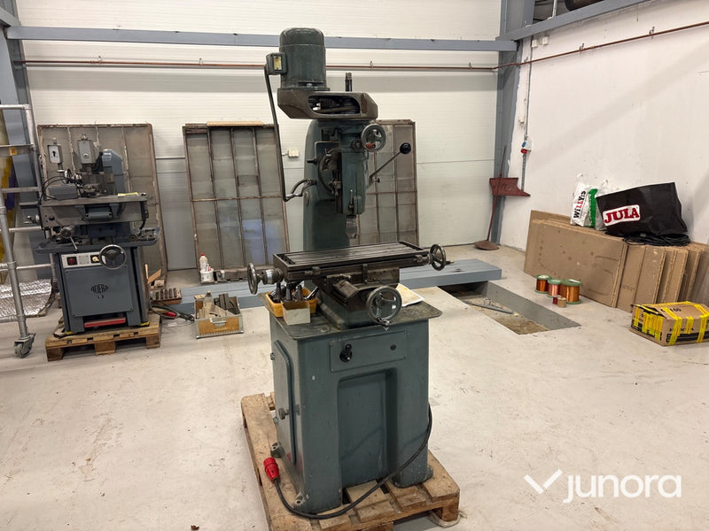 Fräs / Vertikalfräsmaskin - Mattson & Zetterlund VF600