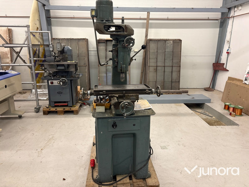 Fräs / Vertikalfräsmaskin - Mattson & Zetterlund VF600