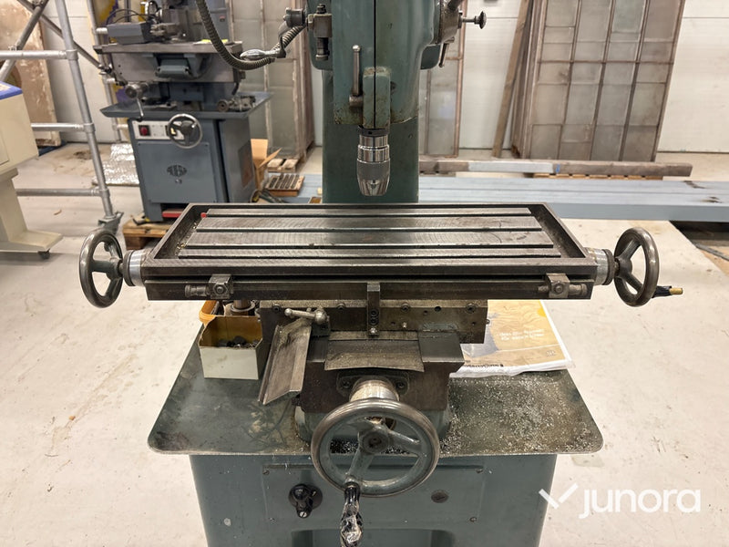 Fräs / Vertikalfräsmaskin - Mattson & Zetterlund VF600