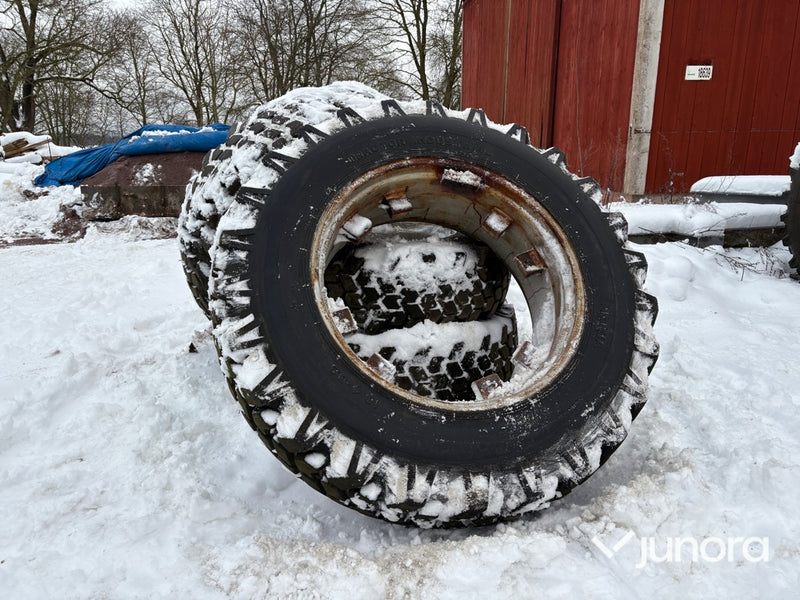 Traktordäck - Nokia 14.9-24 & 18.4-38