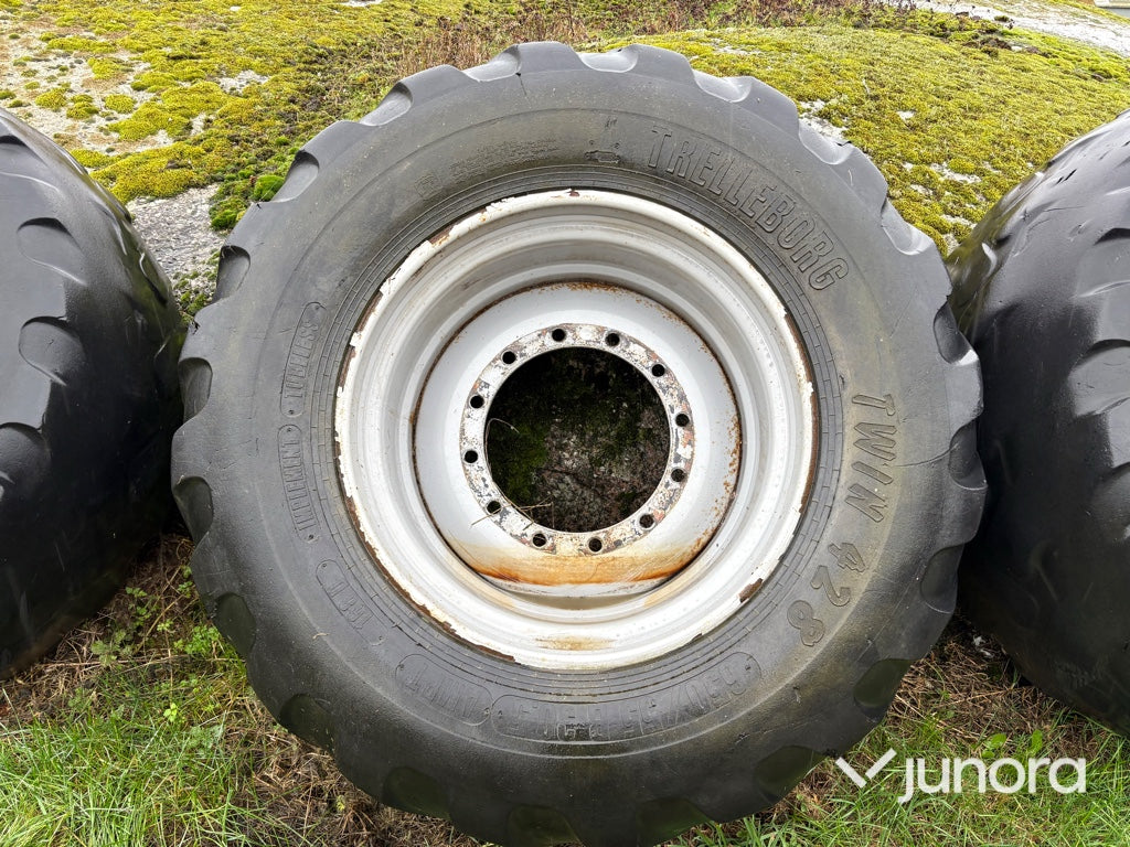 Däck - Trelleborg Twin 428 med fälg