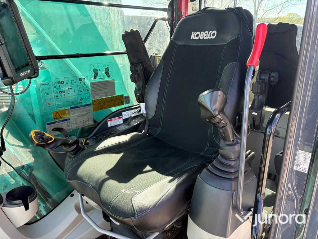 Grävmaskin - Kobelco, SK270SRLC-5E, Med tillbehör