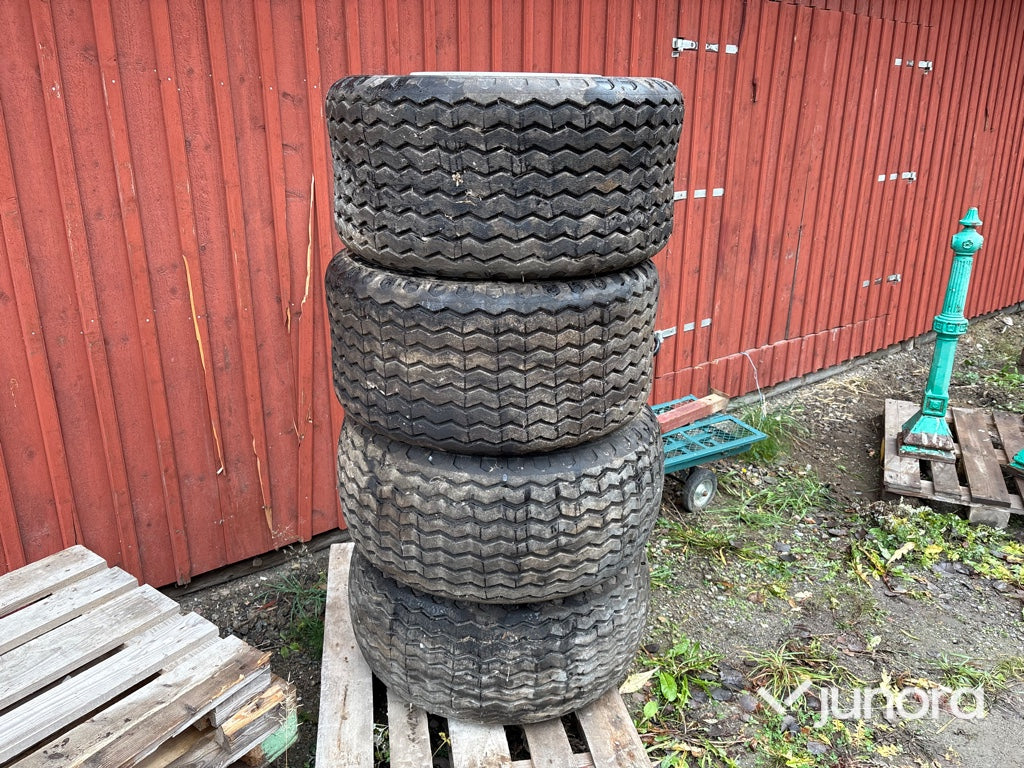 Däck - BKT, Rib 900