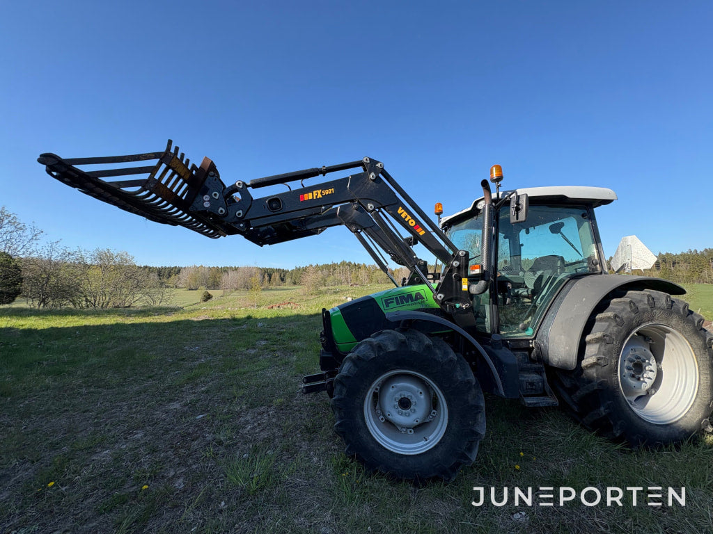 Traktor Deutz Fahr Agrofarm 430TTV med frontlastare