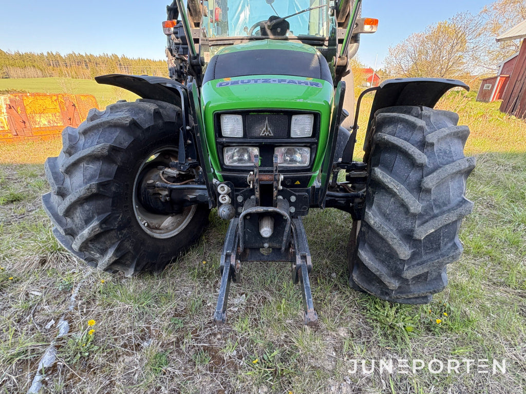Traktor Deutz Fahr Agrofarm 430TTV med frontlastare