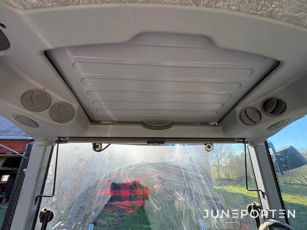 Traktor Deutz Fahr Agrofarm 430TTV med frontlastare