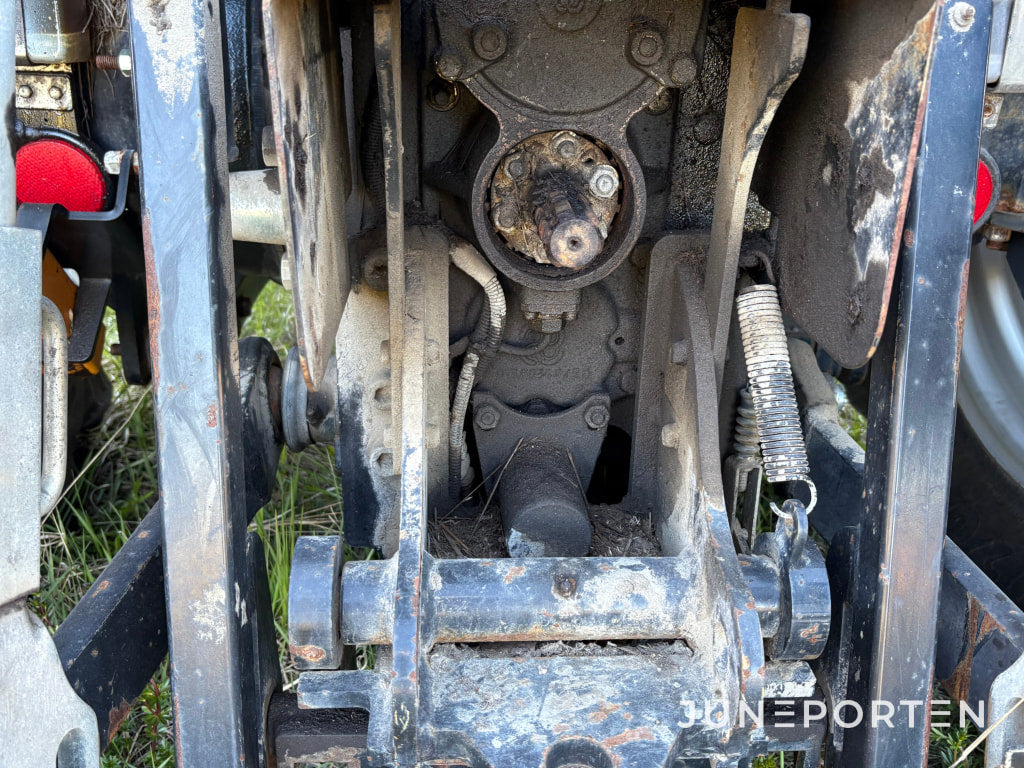 Traktor Deutz Fahr Agrofarm 430TTV med frontlastare