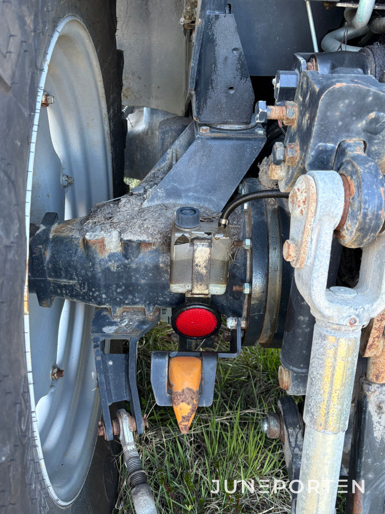 Traktor Deutz Fahr Agrofarm 430TTV med frontlastare