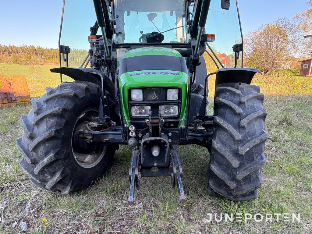 Traktor Deutz Fahr Agrofarm 430TTV med frontlastare