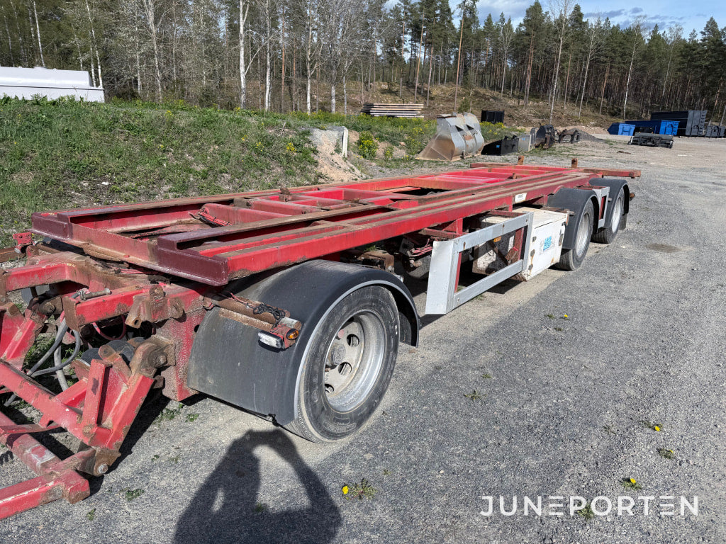 Lastväxlarsläp med tipp