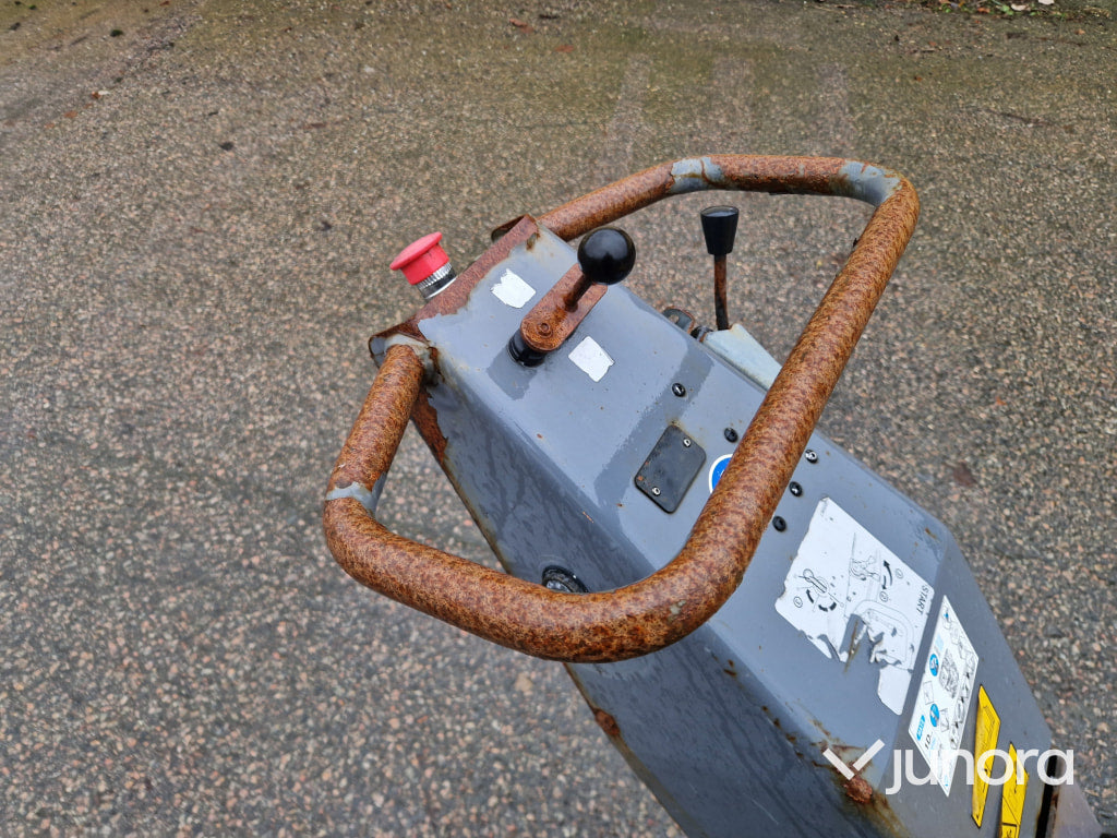 Markvibrator - Atlas Copco LH 700