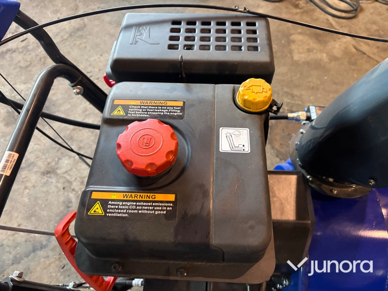 Snöslunga - Bonnet, KC1130MT