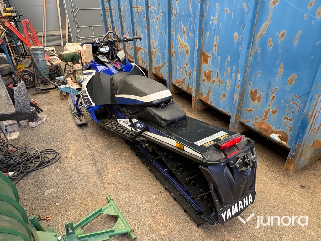 Snöskoter Yamaha SR Viper MTX 162 LE