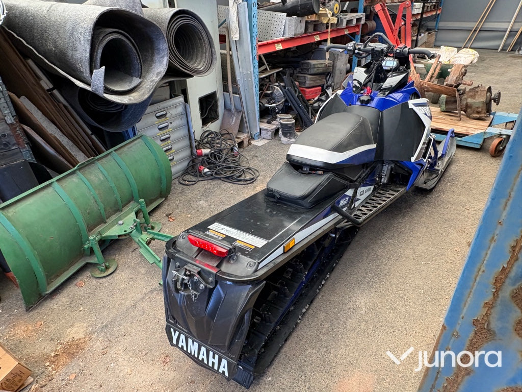 Snöskoter Yamaha SR Viper MTX 162 LE