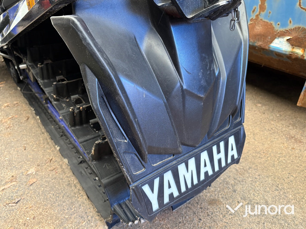 Snöskoter Yamaha SR Viper MTX 162 LE