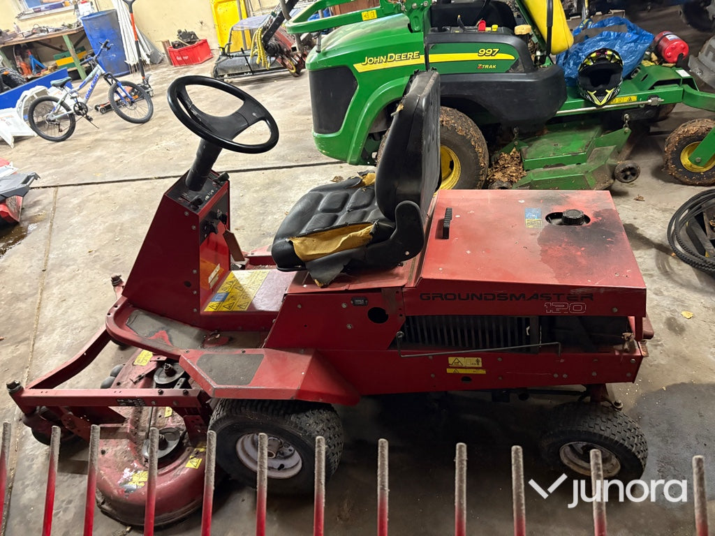 Gräsklippare - Toro Groundsmaster 120