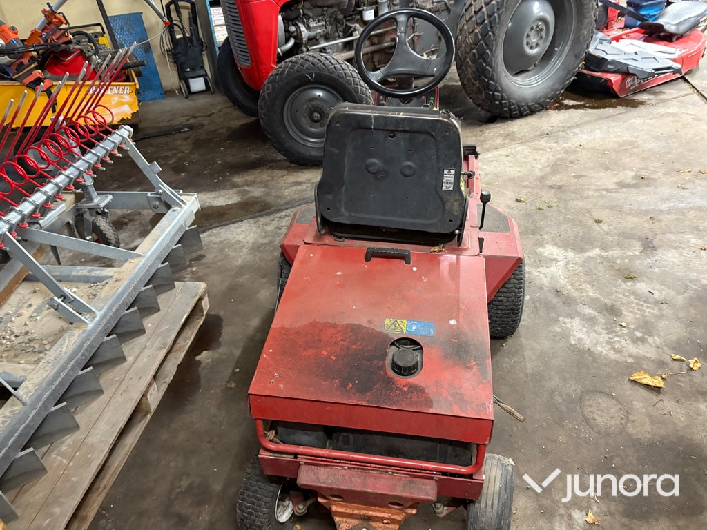 Gräsklippare - Toro Groundsmaster 120