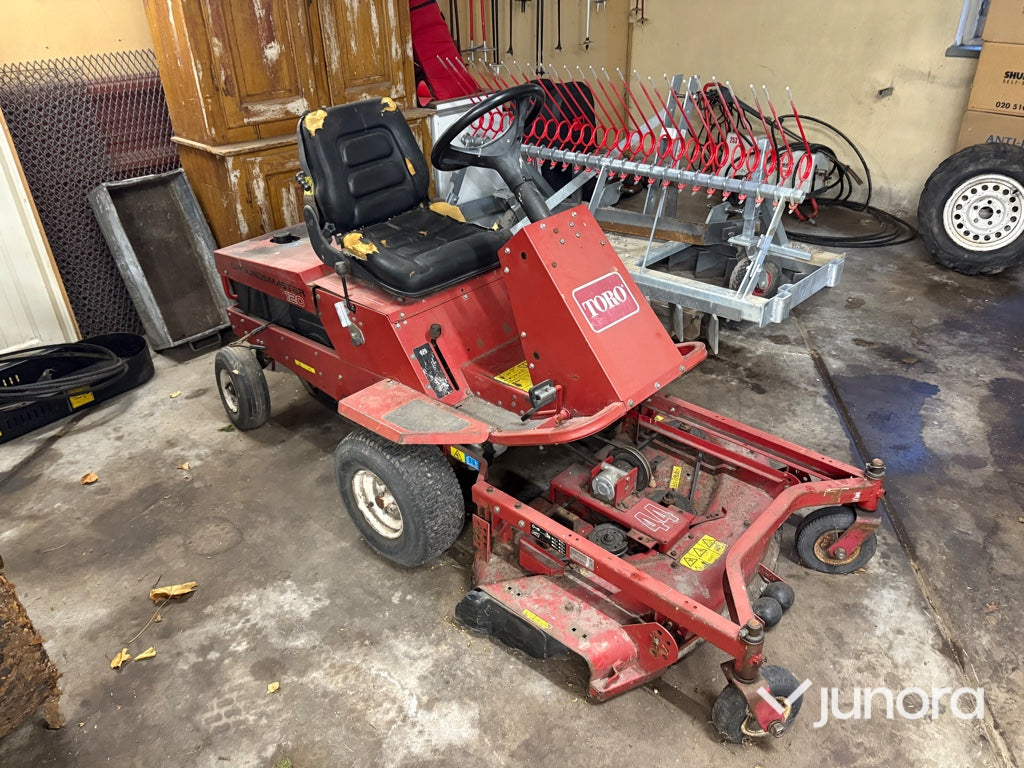 Gräsklippare - Toro Groundsmaster 120