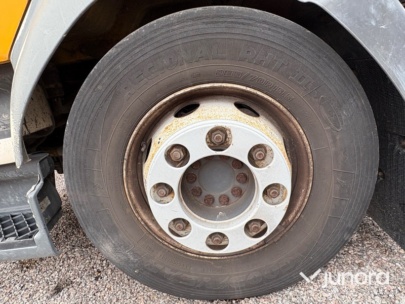 Lastbil Volvo FL 4*2