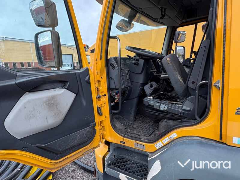 Lastbil Volvo FL 4*2