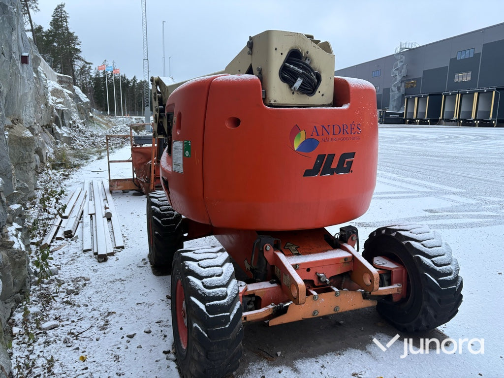 Bomlift - JLG OAJ