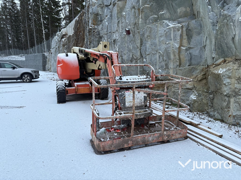 Bomlift - JLG OAJ