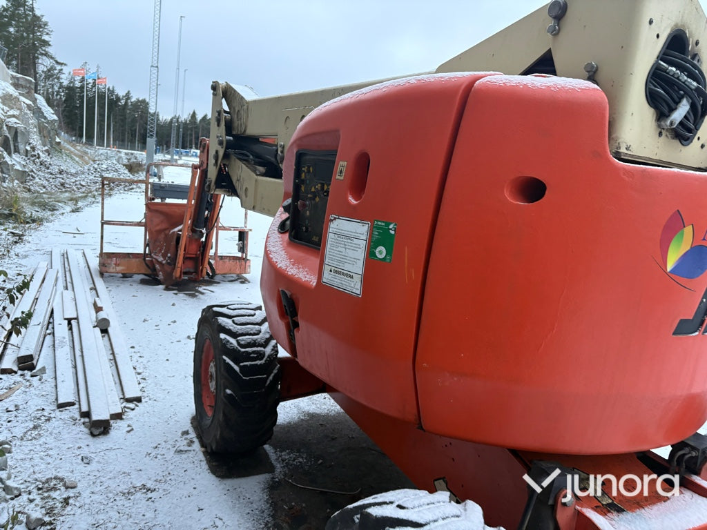 Bomlift - JLG OAJ