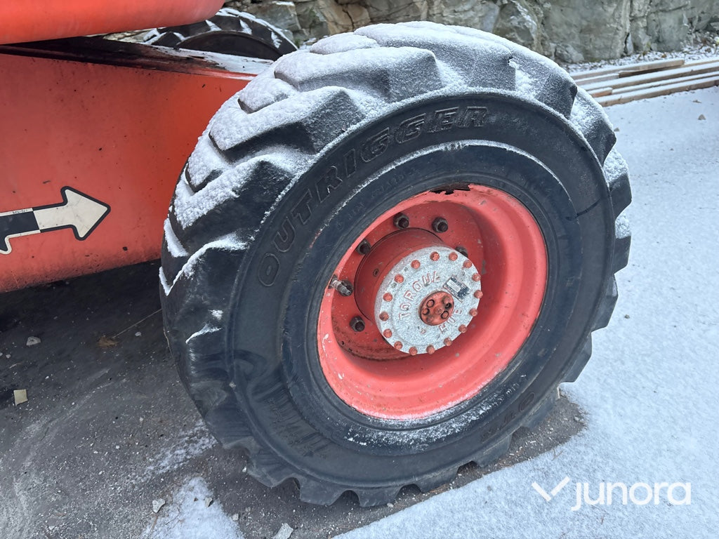 Bomlift - JLG OAJ