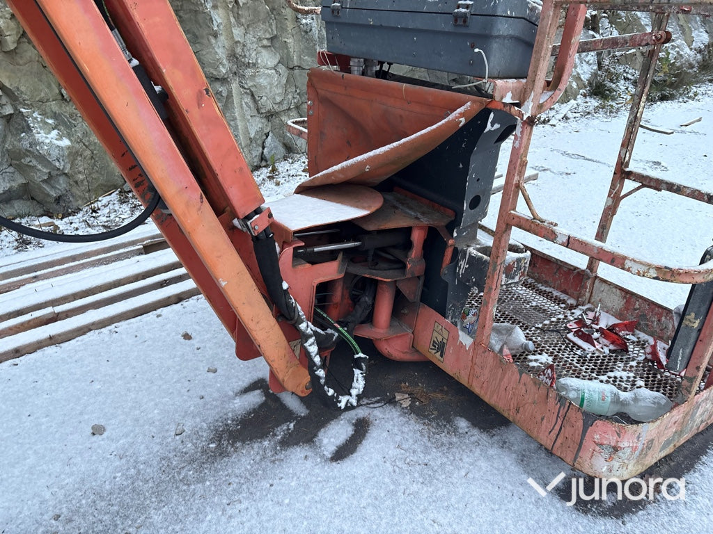 Bomlift - JLG OAJ