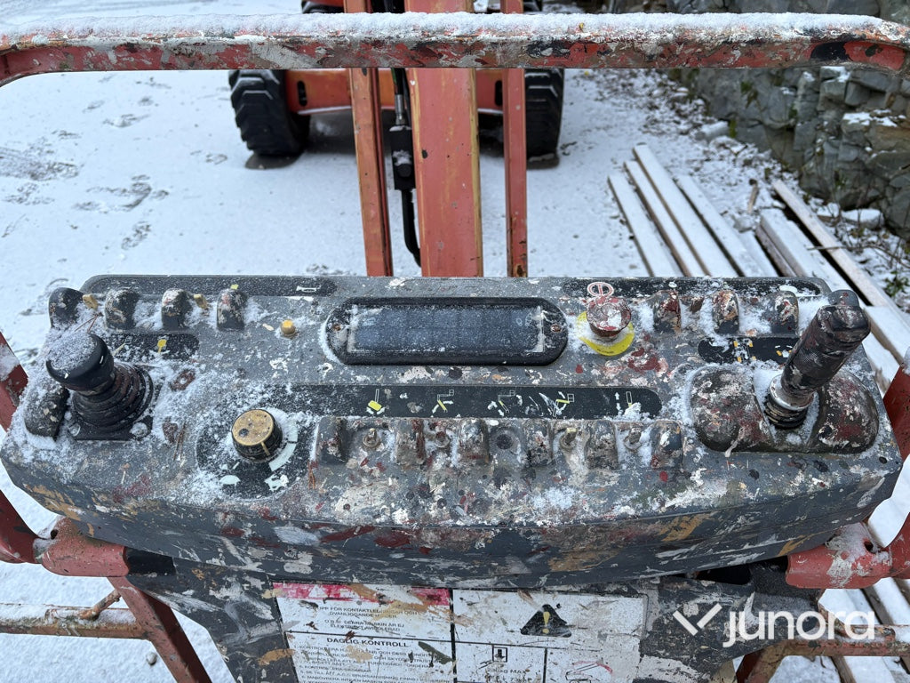 Bomlift - JLG OAJ