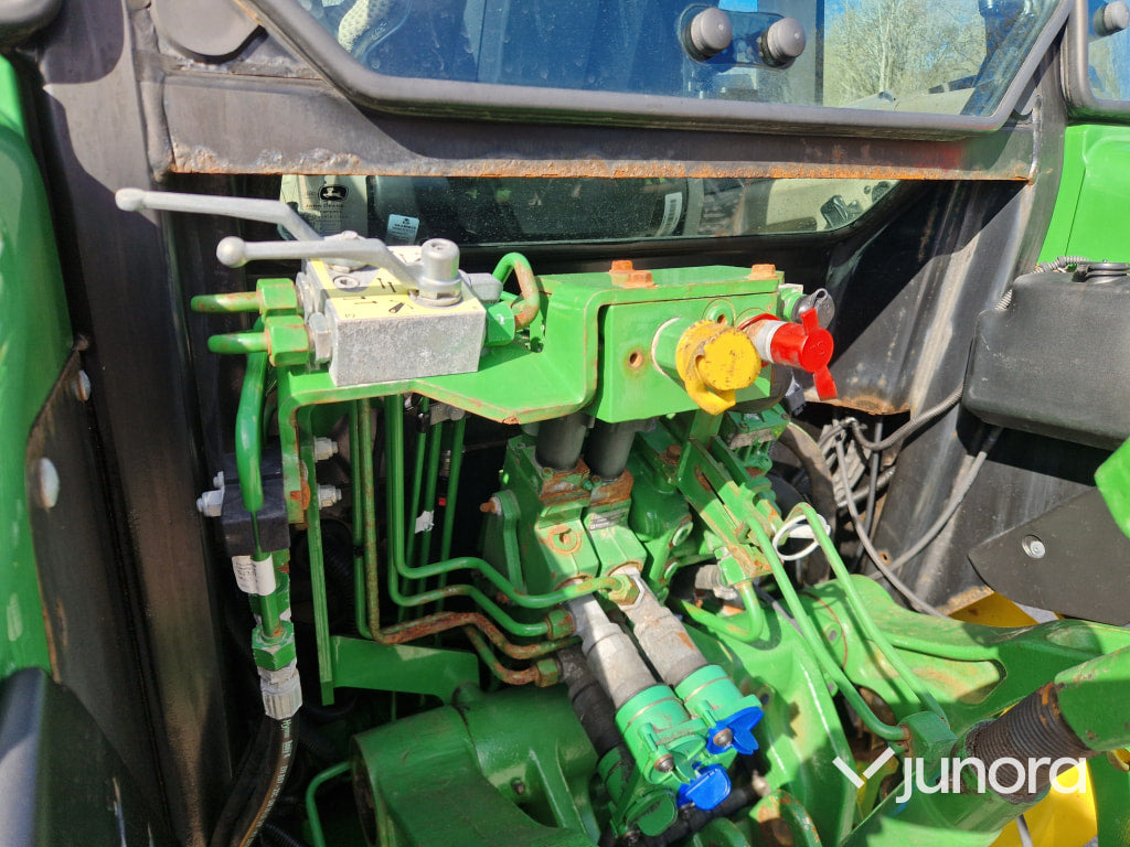 Traktor - John Deere, 5100R