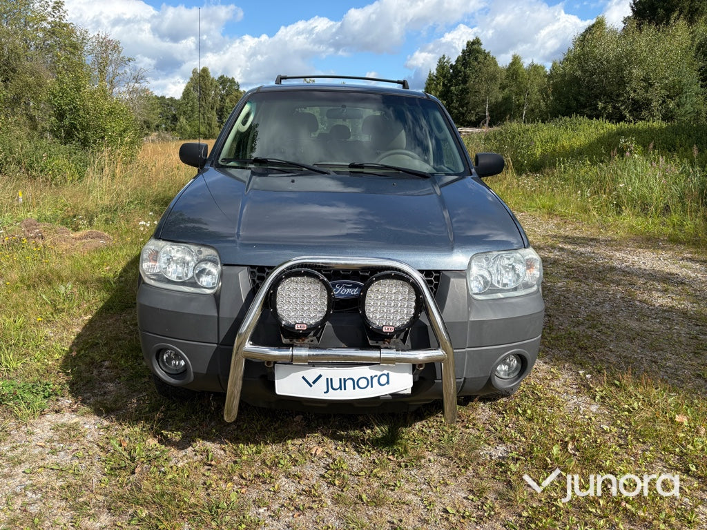 Personbil - Ford, Maverick 3.0 V6