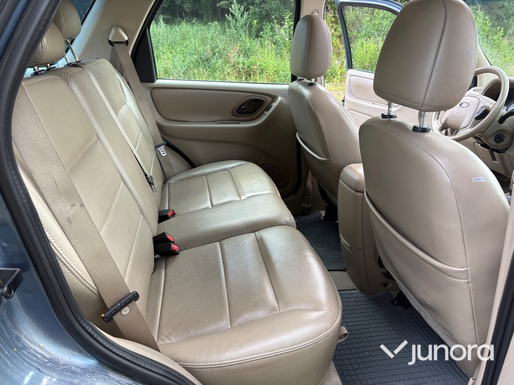 Personbil - Ford, Maverick 3.0 V6