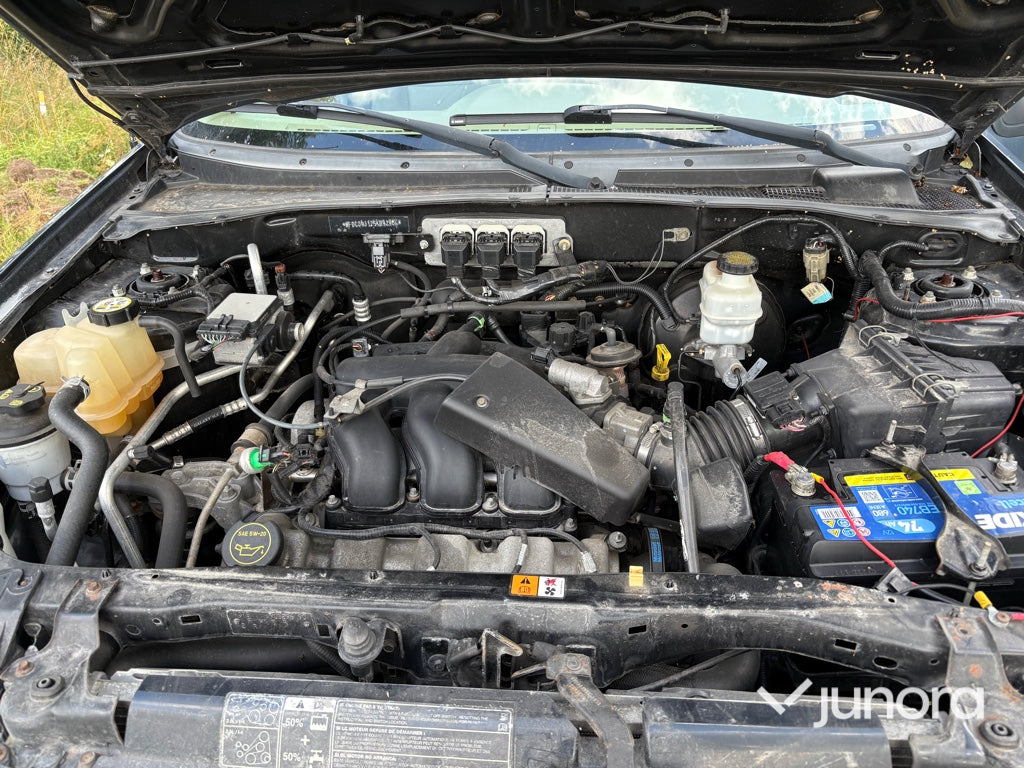 Personbil - Ford, Maverick 3.0 V6