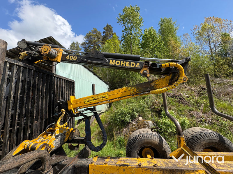 Skogsvagn Moheda 120 med Moheda 400 kran