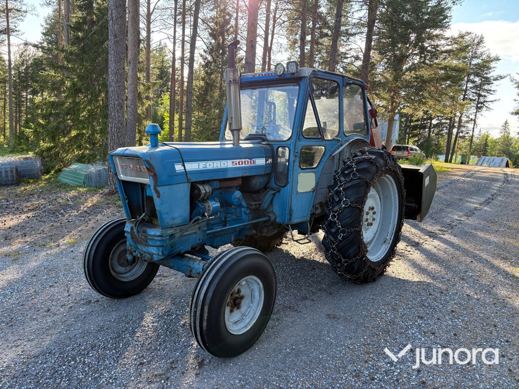 Traktor - FORD 5000