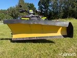 Arctic Cat 550S ATV med plogblad och vinsch